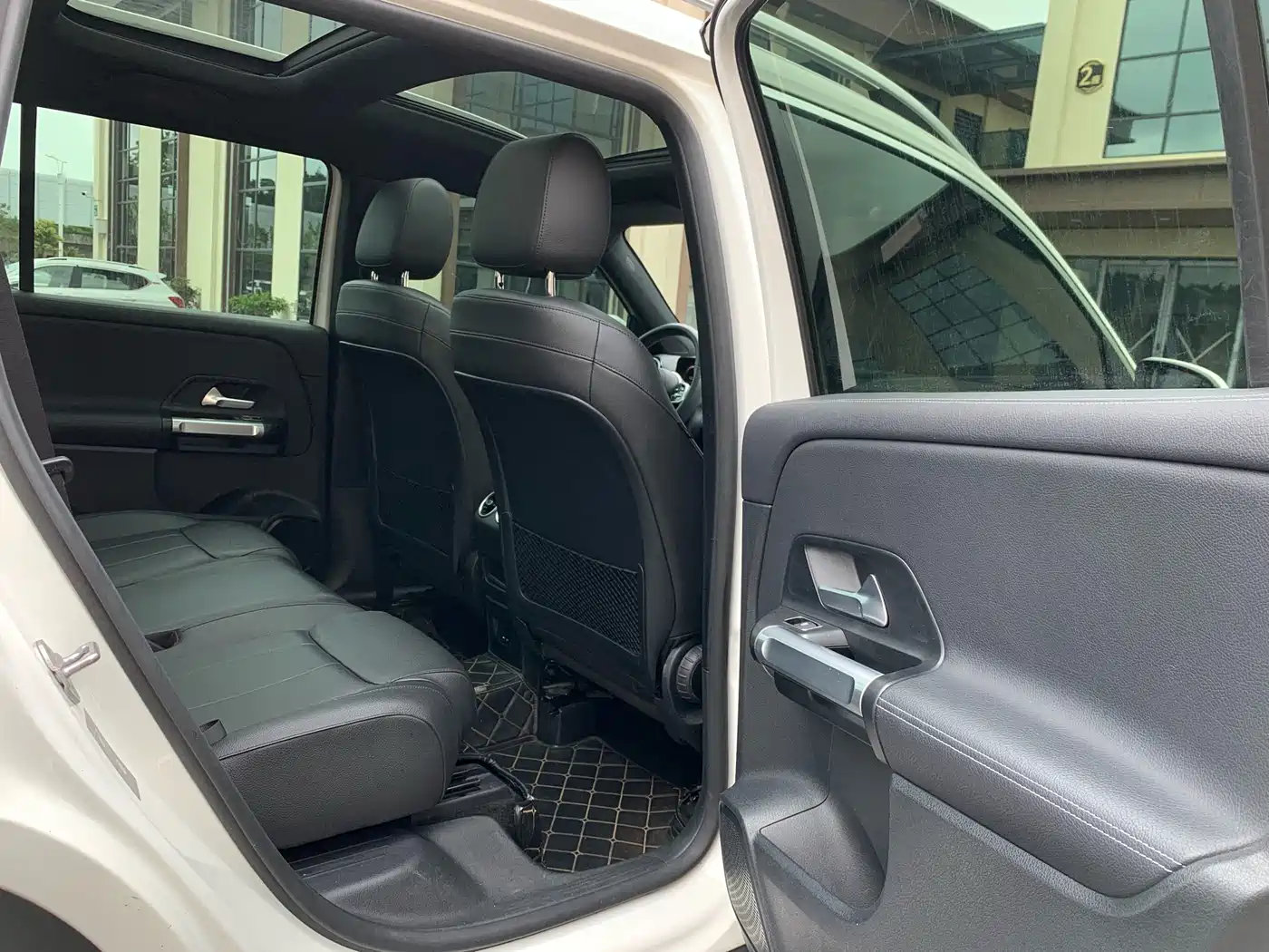 Mercedes-Benz GLB 2021 GLB 200 Dynamic фото 18