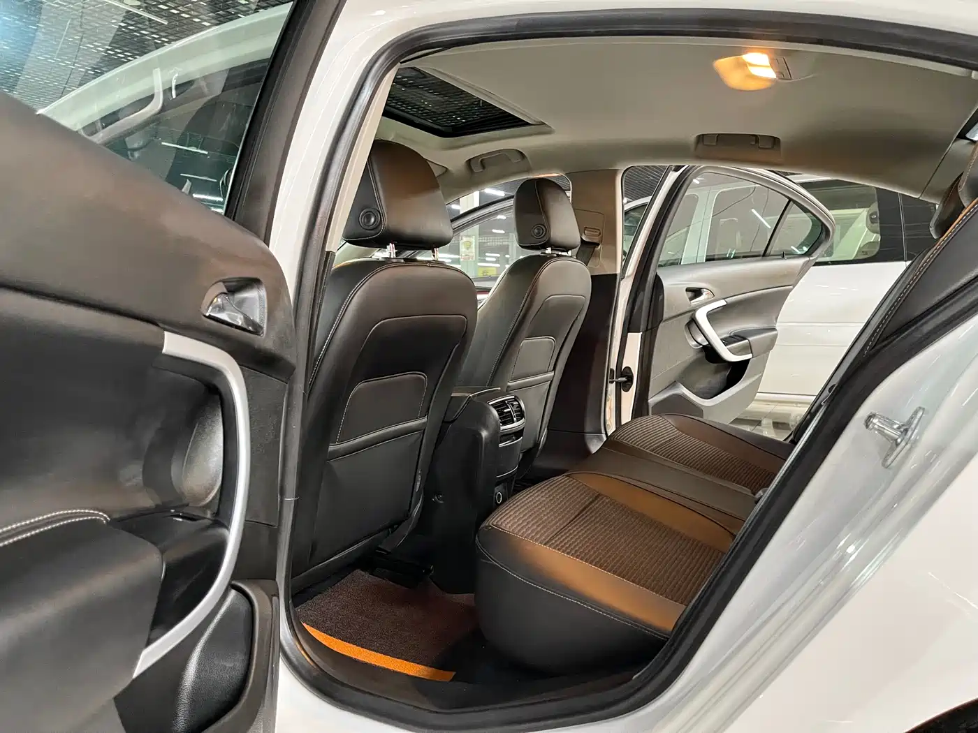 Buick Regal 2015 1.6T Leading Tech Edition фото 11