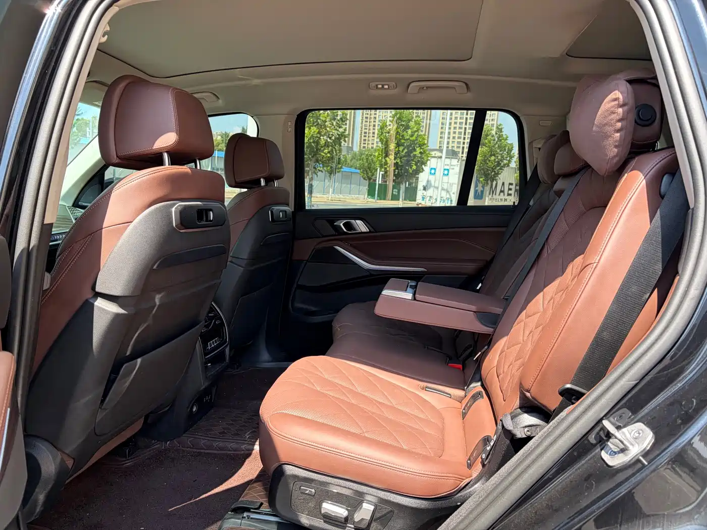 BMW X7 2025 2024 xDrive40i Leading Luxury Package