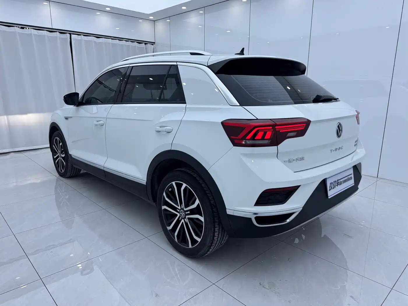 VOLKSWAGEN T-ROC EXPLORING SONGS