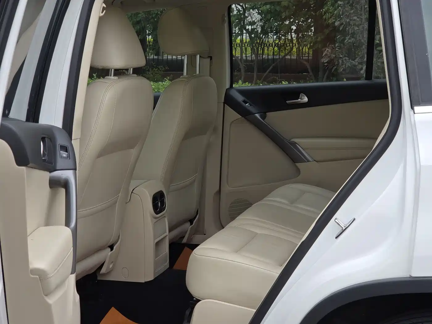 Volkswagen Tiguan 2012 1.8TSI Automatic 4WD Elite Edition фото 21