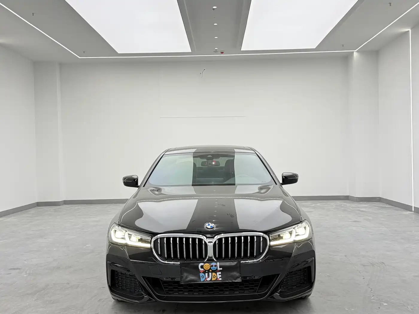 BMW 5 Series 2022 530Li Leading M Sport Package фото 2