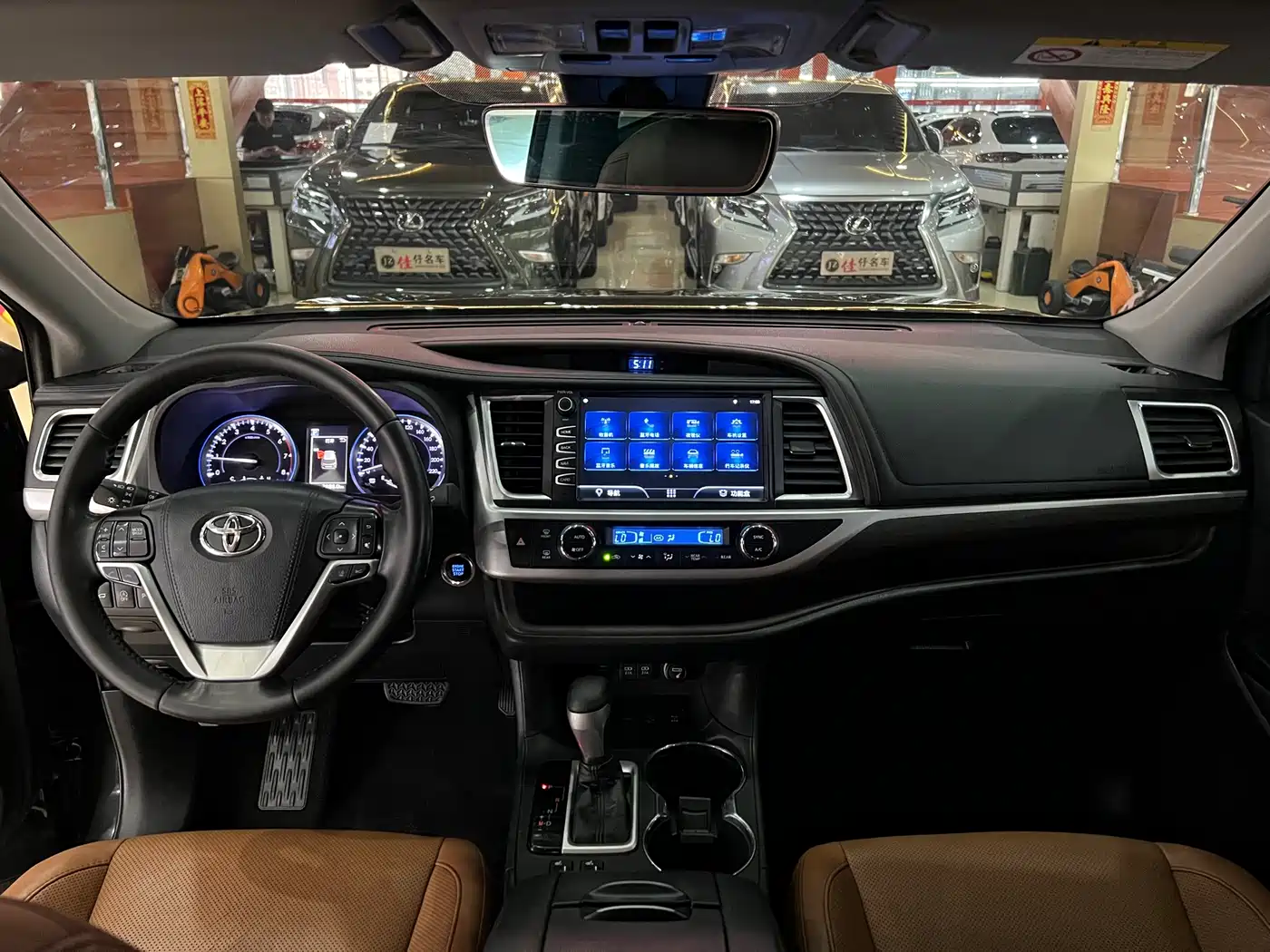 Toyota Highlander 2018 Model 2.0T 4WD Knight Edition 7-Seater China VI фото 11