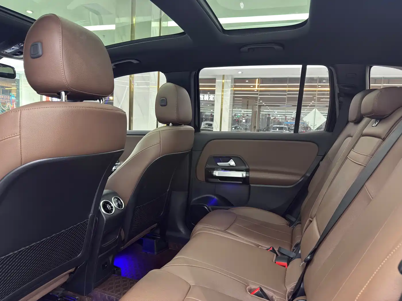 Mercedes-Benz GLB 2022 Model GLB 200 Fashion Edition фото 10