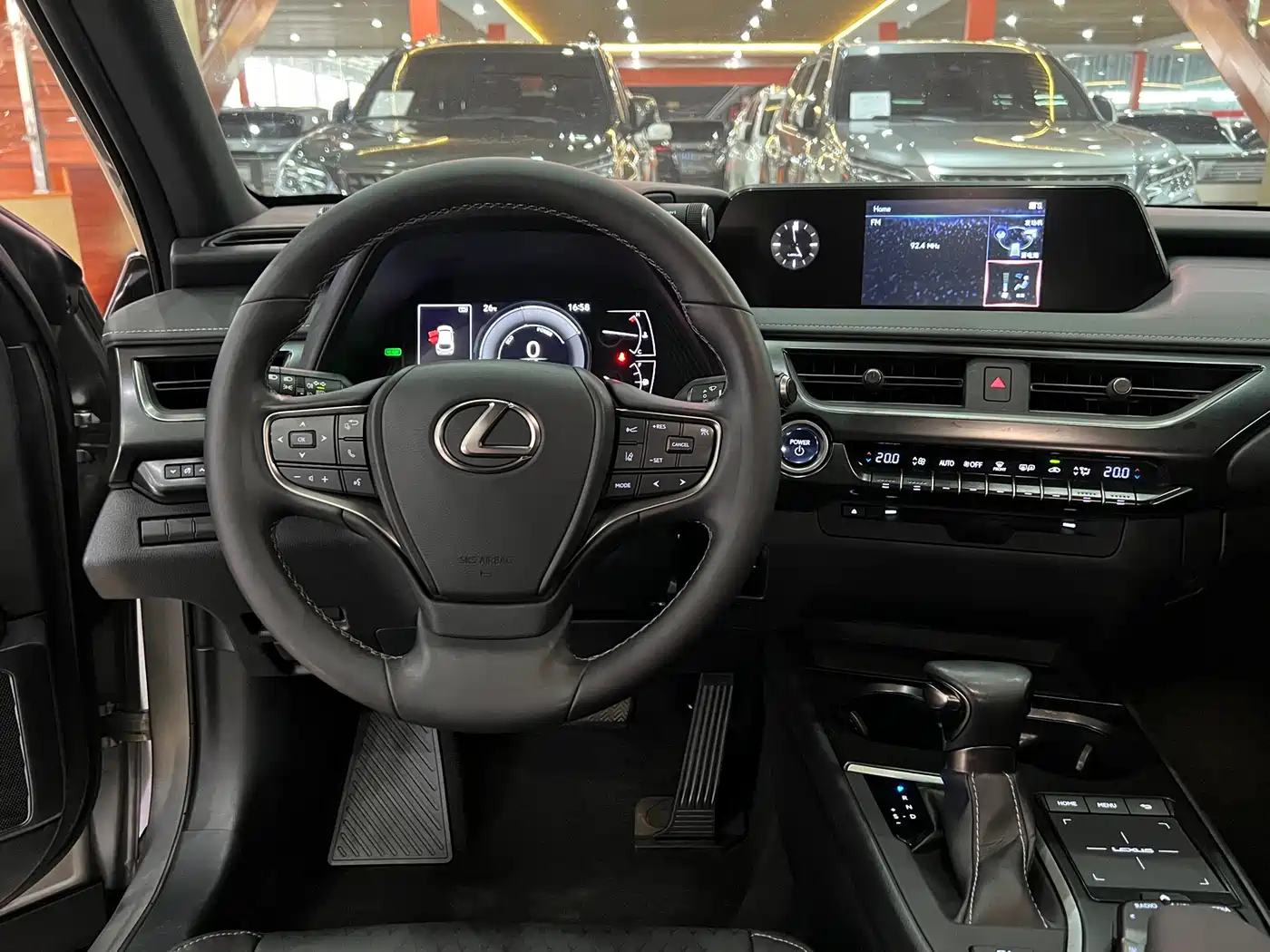 Lexus UX 2020 260h Explore Fun Edition China V фото 9