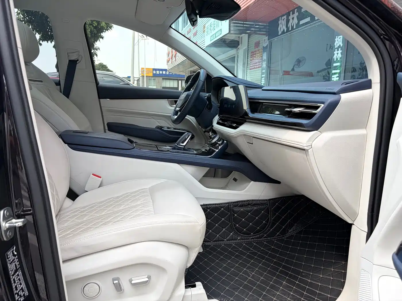 Wuling Motors Wuling Victory 2024 2023 2.0L DHT Luxury Edition