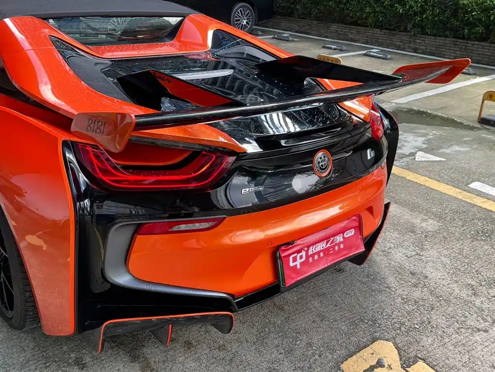 BMW i8 2019 Convertible Sports Car фото 5
