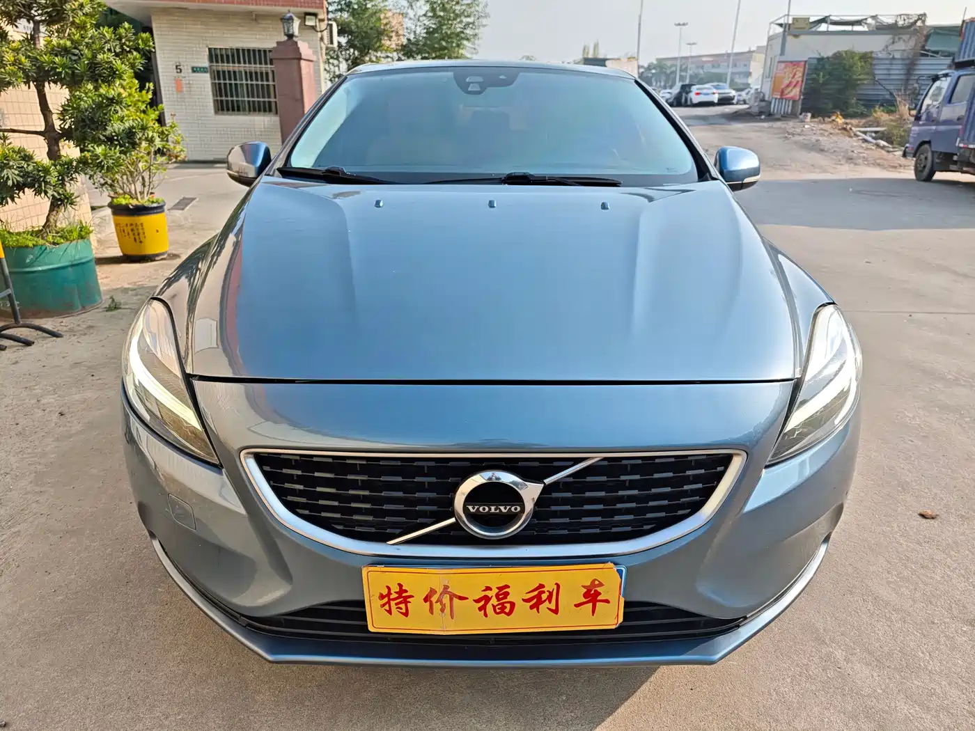 Volvo V40 2018 2017 T3 Inscription