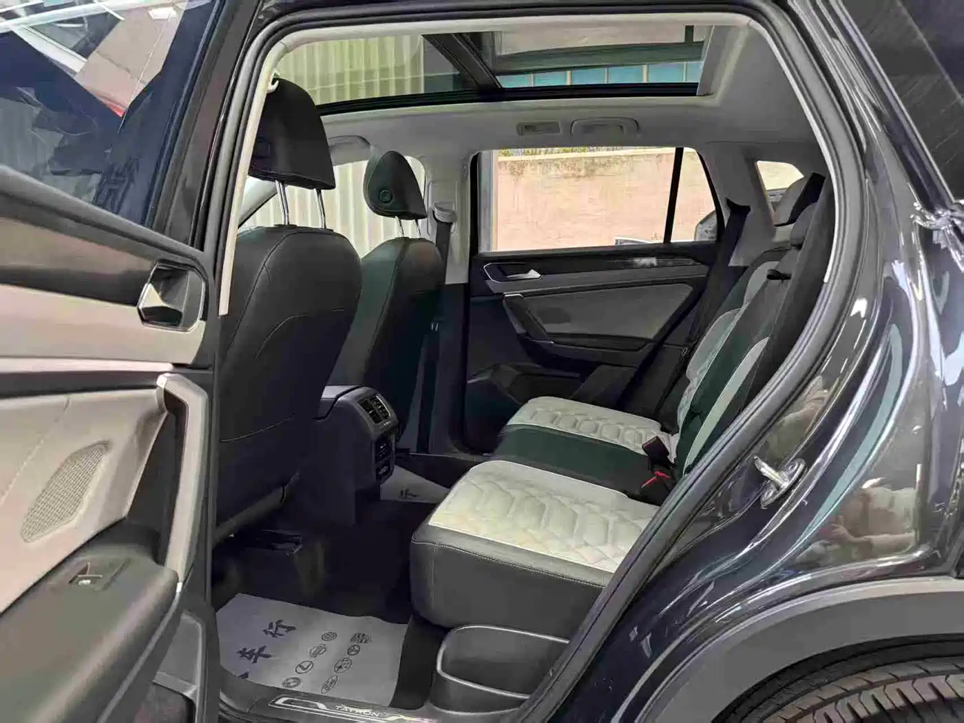Volkswagen Tayron 2023 280TSI 2WD Luxury Plus Advanced Edition фото 8