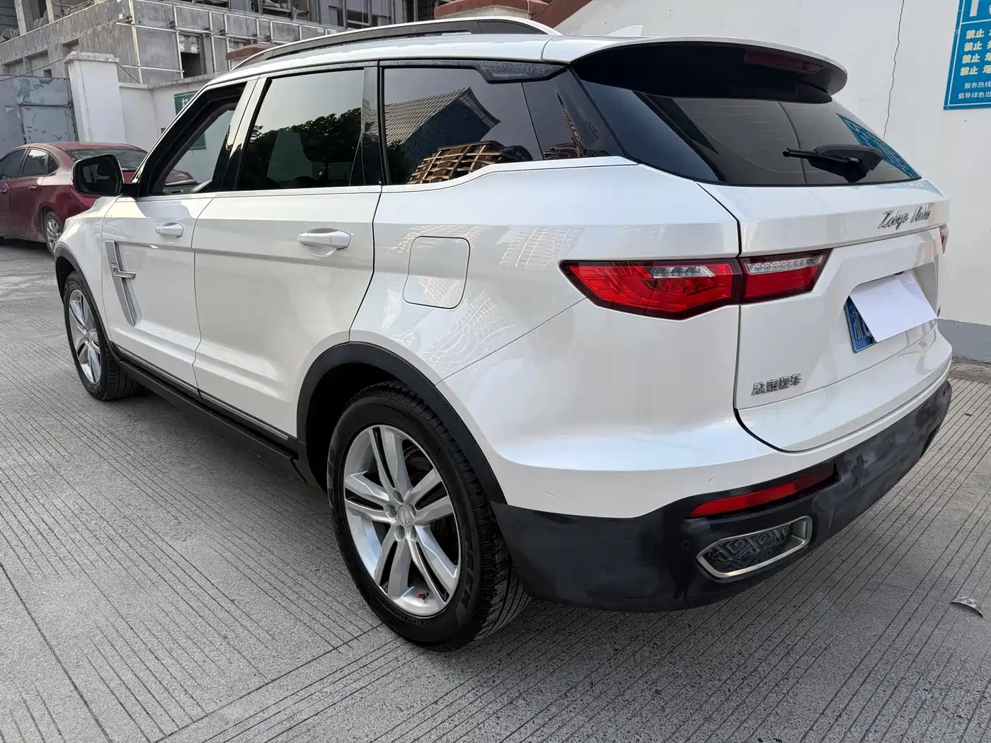 Zotye T700 2017 2017 1.8T DCT Premium