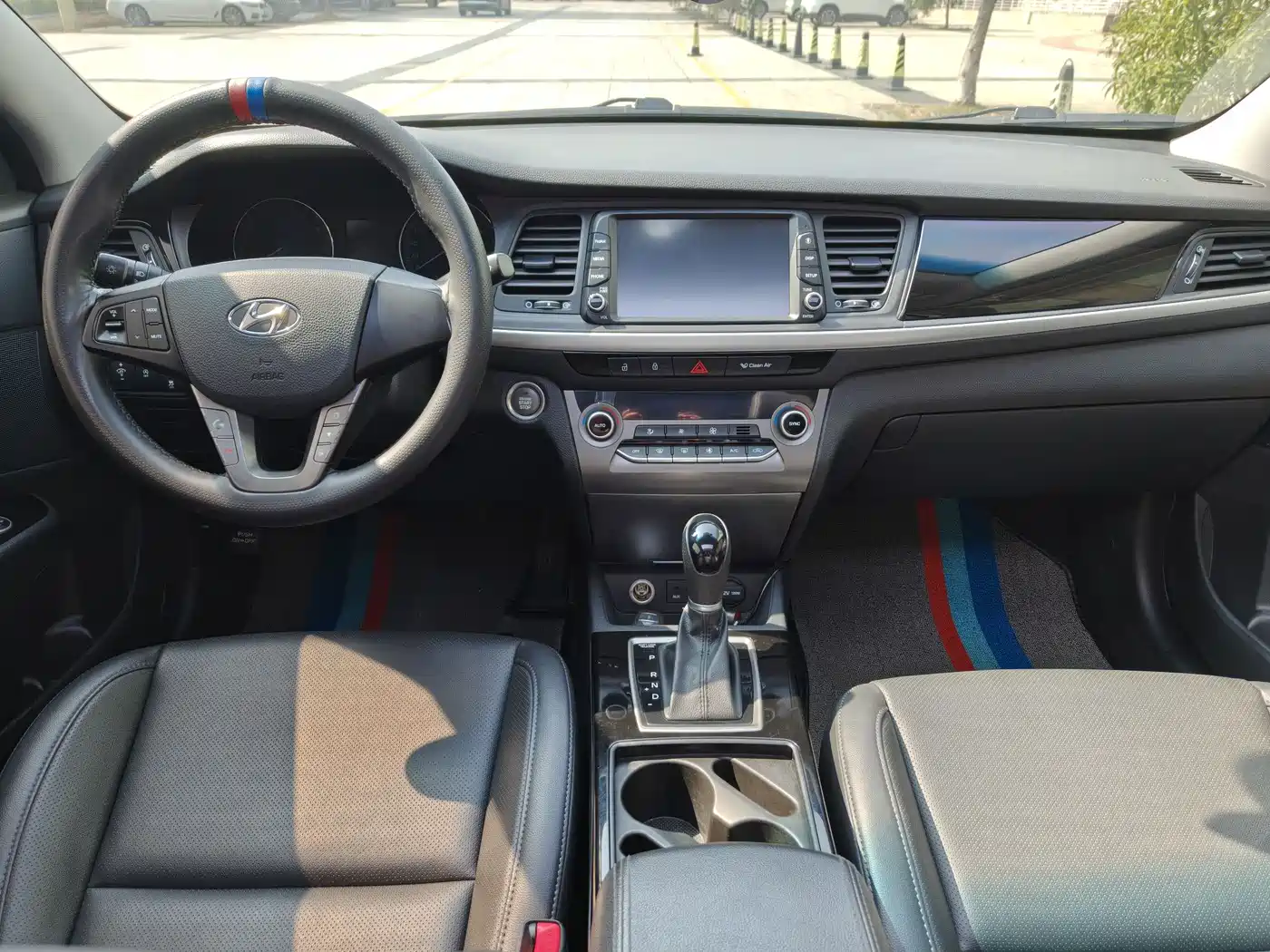 HYUNDAI NAME PICTURE