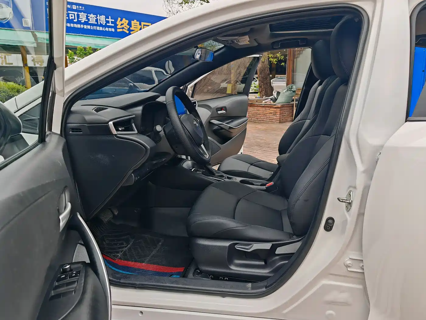 Toyota Levin 2022 Dual Engine 1.8H E-CVT Luxury Edition фото 7