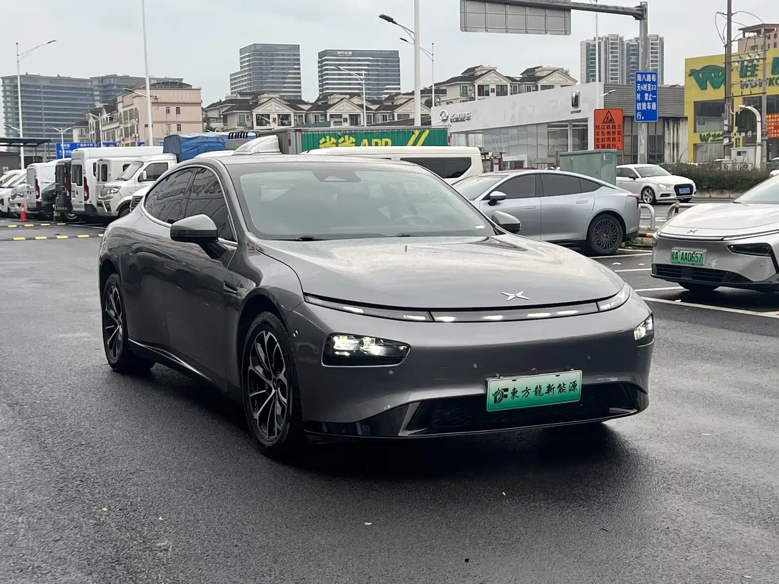 Фото 7 - XPeng P7