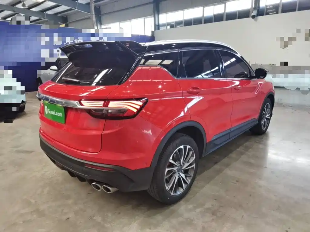 Фото 7 - Geely Coolray