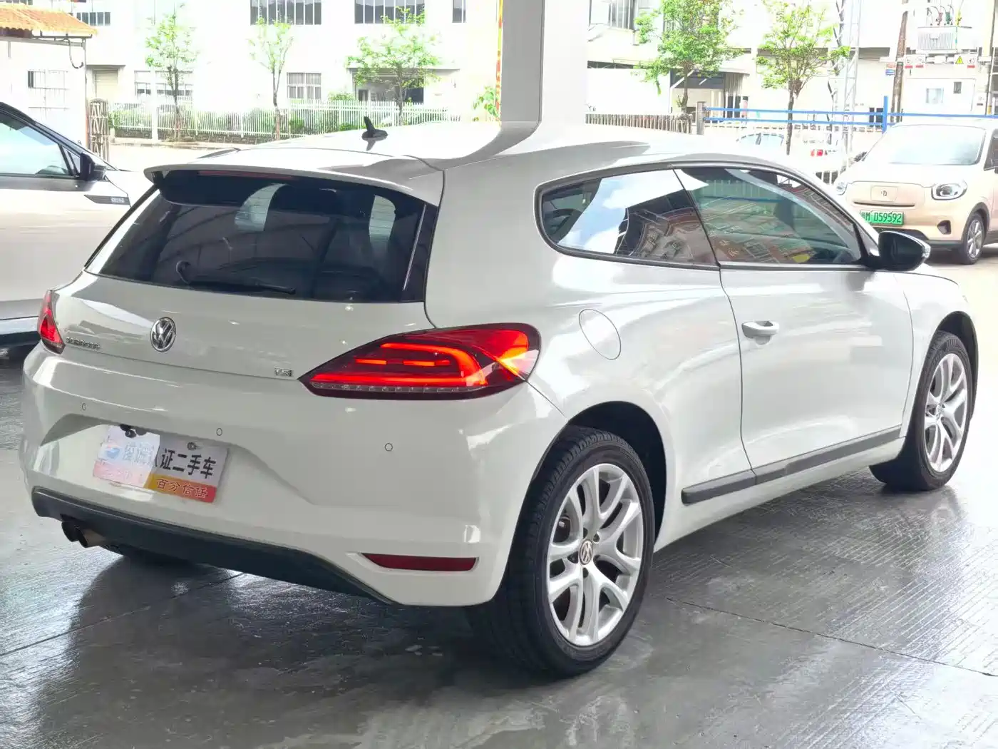 Photo 6 - Volkswagen Scirocco