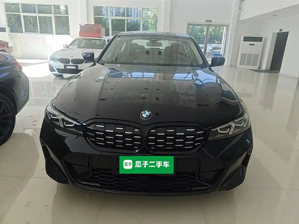 BMW 3 Series 2024 325Li M Sport Shadowline Package фото 3