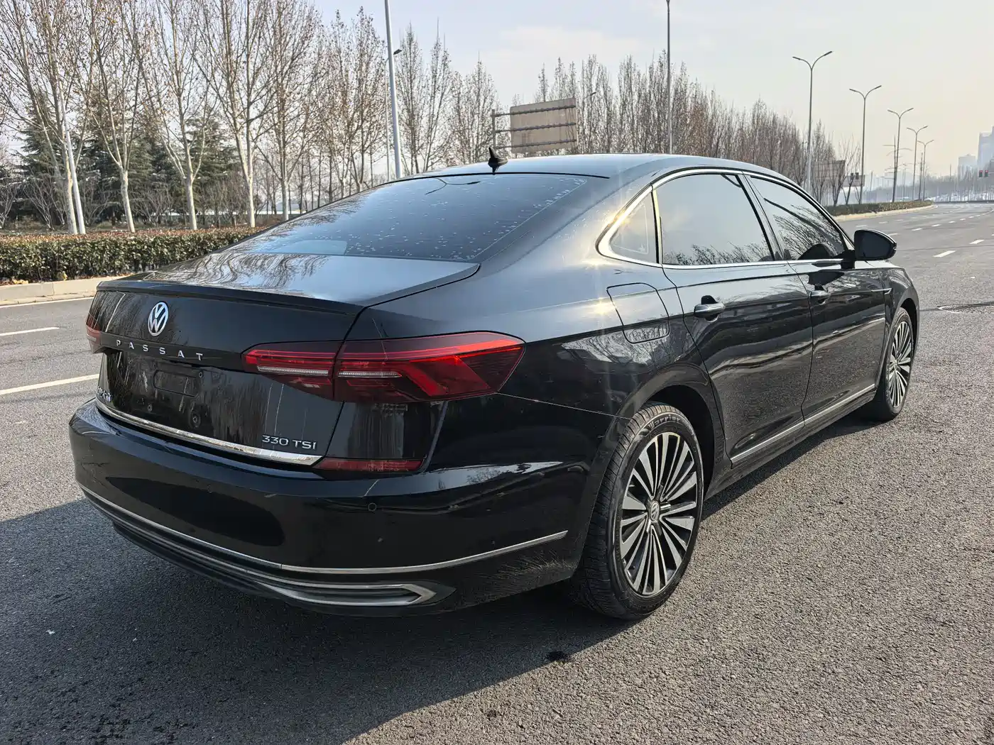 Volkswagen Passat 2020 Facelift 330TSI Luxury China VI фото 7
