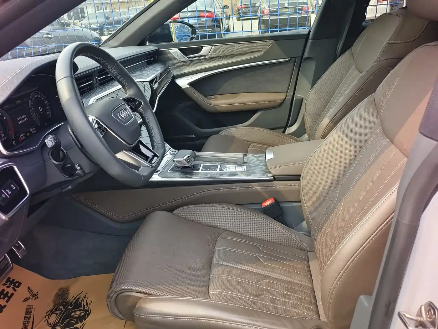 AUDI A7L