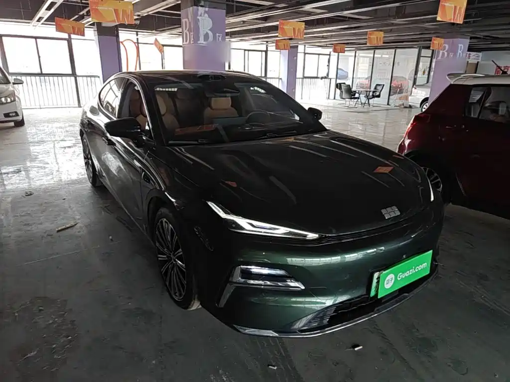 Geely Galaxy Galaxy Xingyao 8 2025 2025 130km EM-P Starship Edition