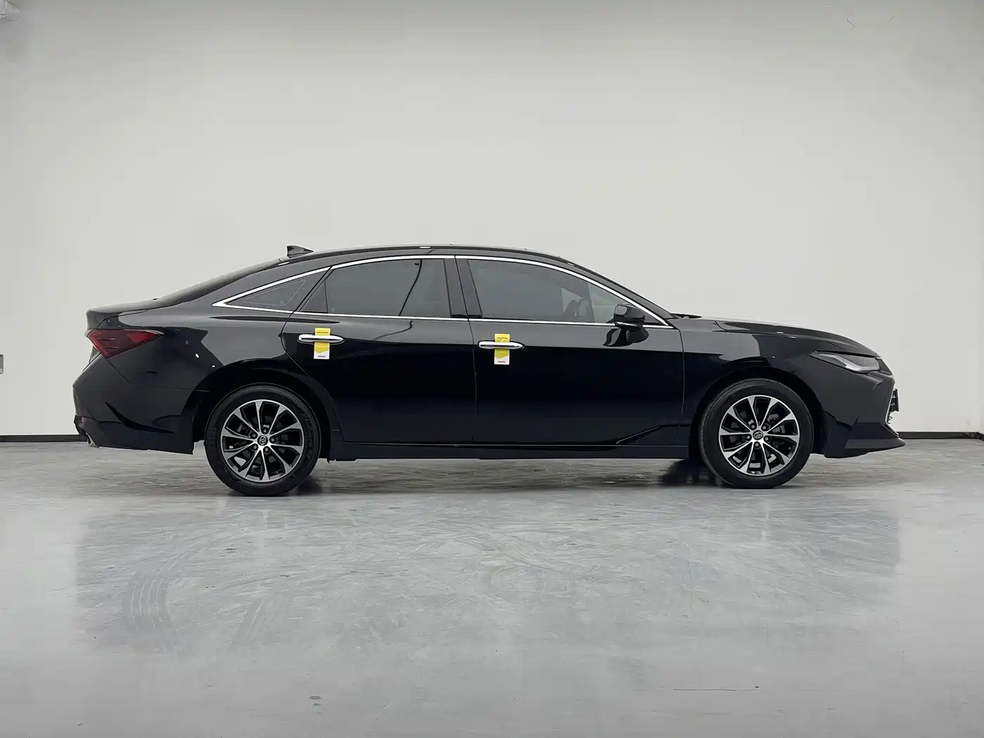 Toyota Avalon 2023 2.0L Premium Selection фото 20