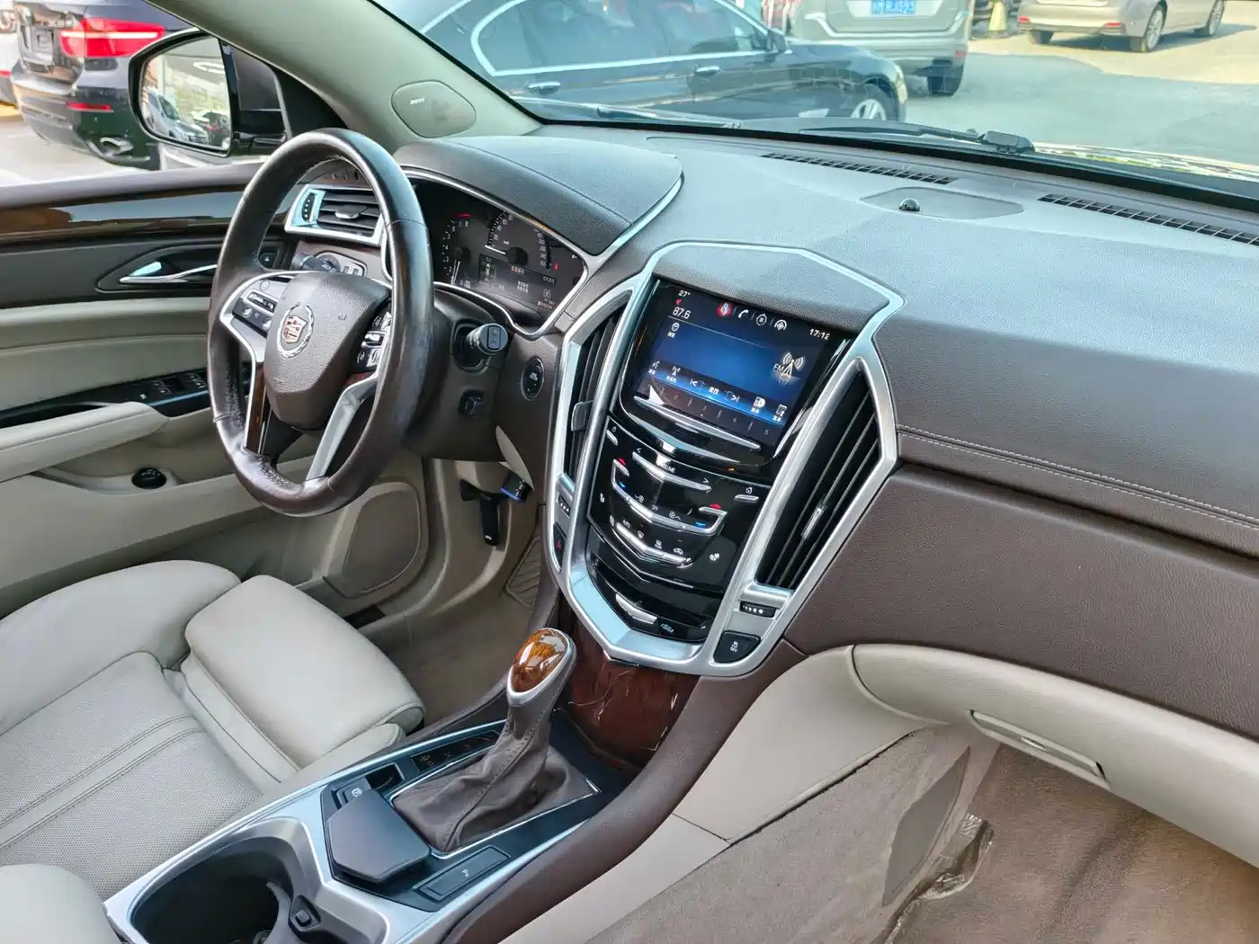 Cadillac SRX 2014 3.0L Elite Model фото 18