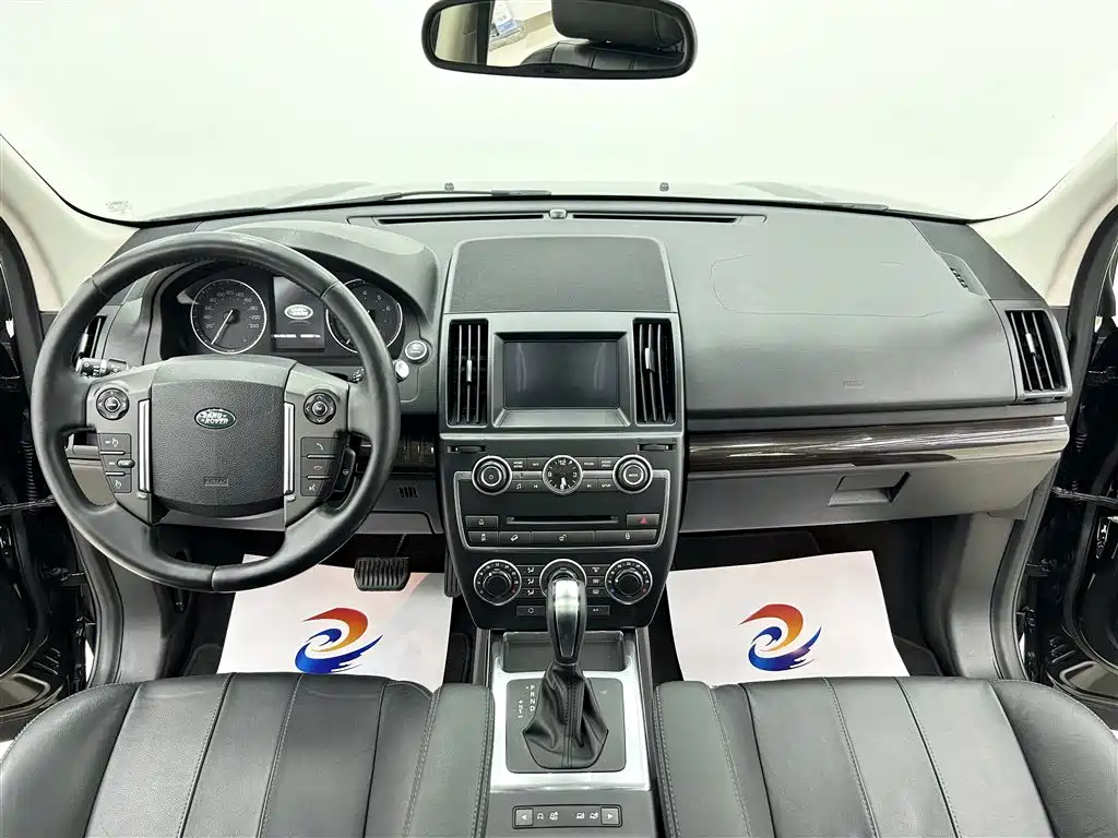 Land Rover Freelander 2 2013 2.0T Si4 SE Petrol Version фото 9
