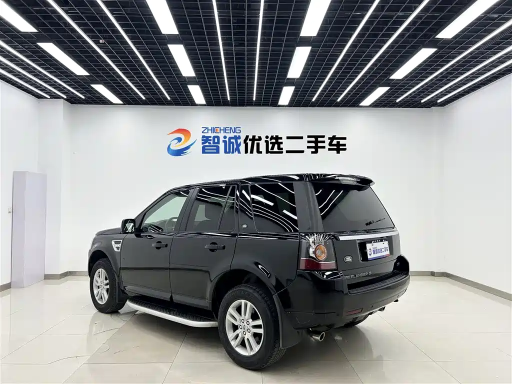 Land Rover Freelander 2 2013 2.0T Si4 SE Petrol Version фото 21