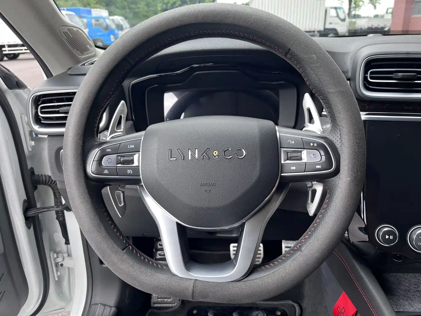 Lynk & Co 02 2019 High Energy Edition 2.0T Automatic 2WD Power Pro China VI фото 7