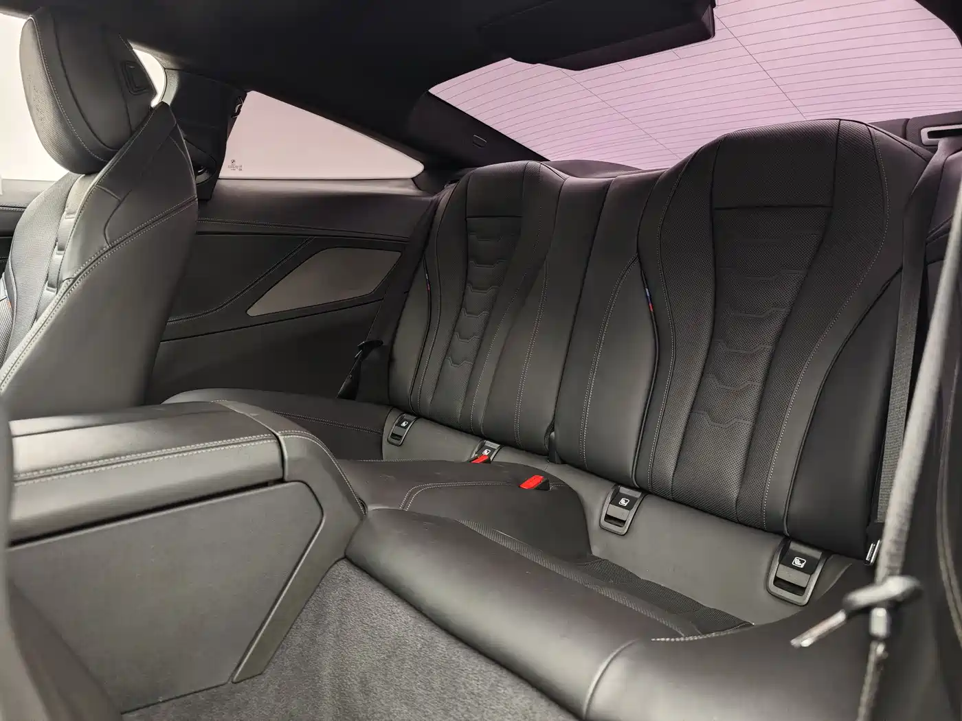 BMW 8 Series 2019 840i Coupe M Sport Package фото 19