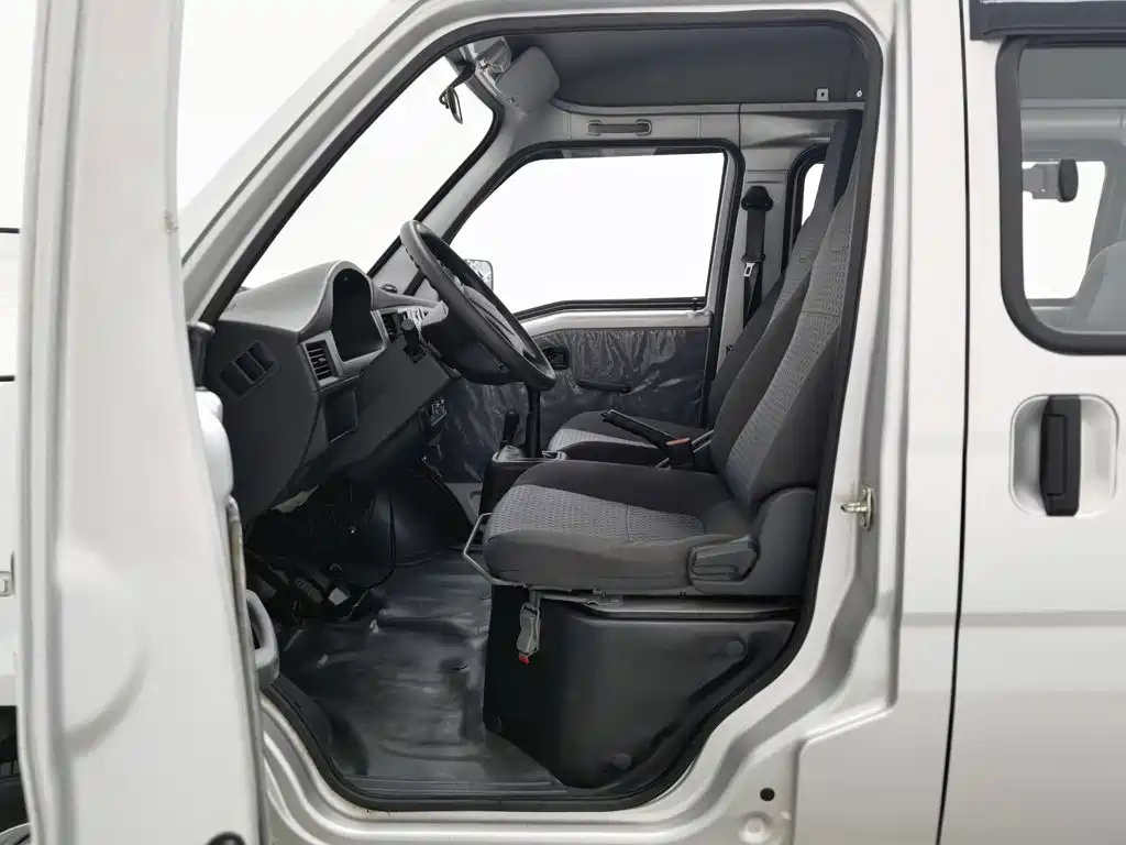 Wuling Motors Wuling Zhiguang 2024 2023 1.5L Utility 5/7-seater