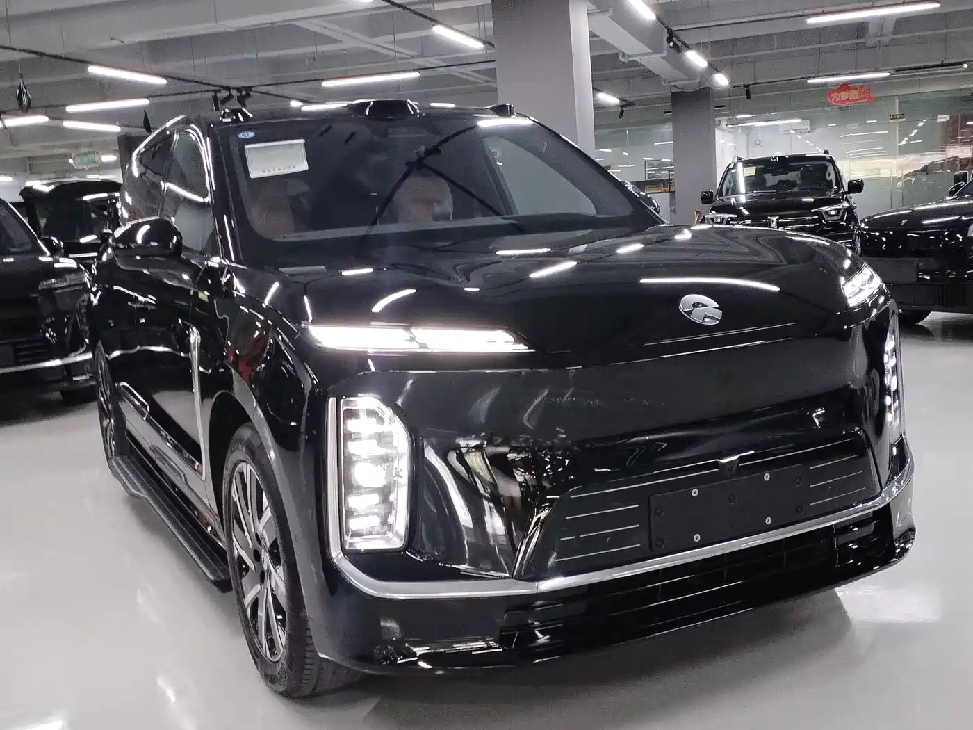 NIO ES8 2026 2025 Model 6-Seat Executive Luxury Edition