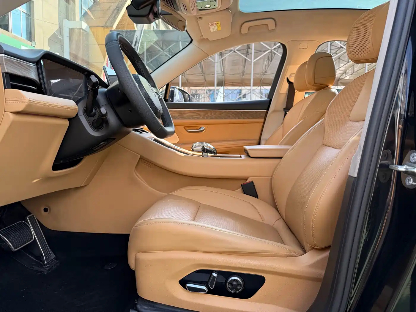 AITO Wenjie AITO M5 2022 Extended Range AWD Performance Edition фото 5