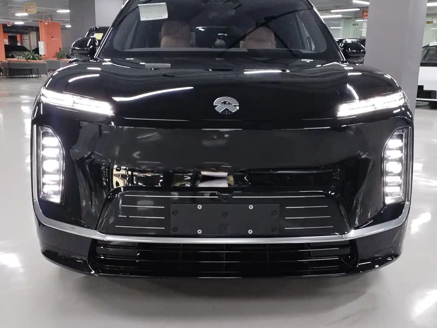 NIO ES8 2026 2025 Model 6-Seat Executive Luxury Edition