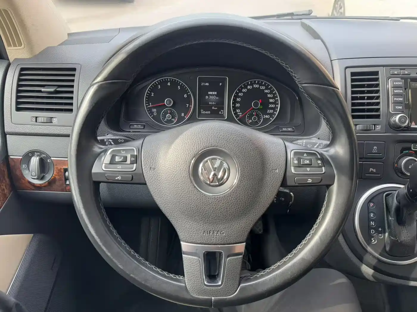 Volkswagen Multivan 2016 2015 2.0TSI AWD 65th Anniversary Limited Edition