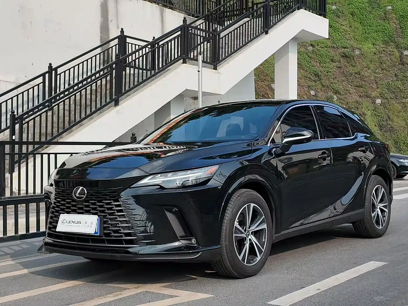Lexus RX 2026 2026 300 AWD Premium Edition