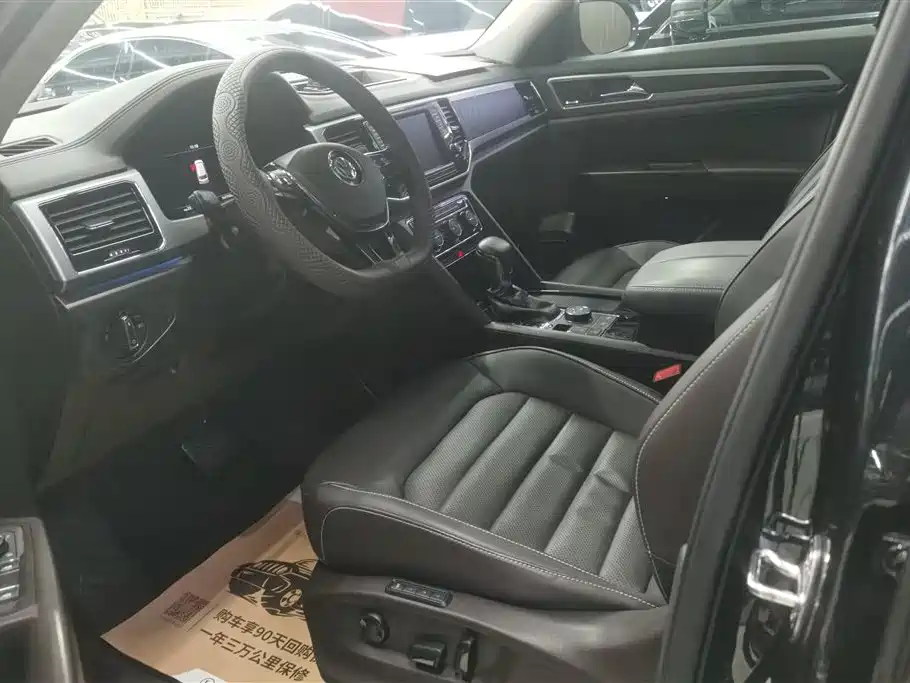 Volkswagen Teramont 2017 530 V6 4WD Flagship Edition фото 9