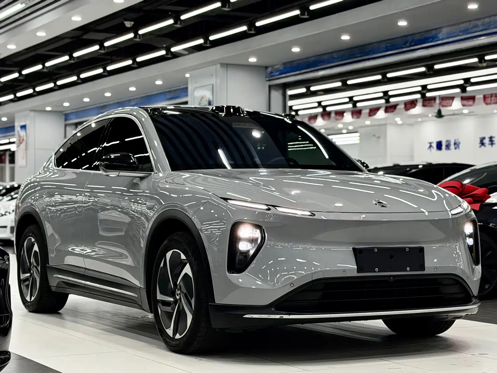Фото 3 - NIO EC6