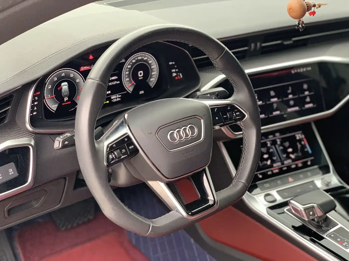 Audi A7L 2023 45 TFSI quattro S-line Black Warrior Edition фото 12