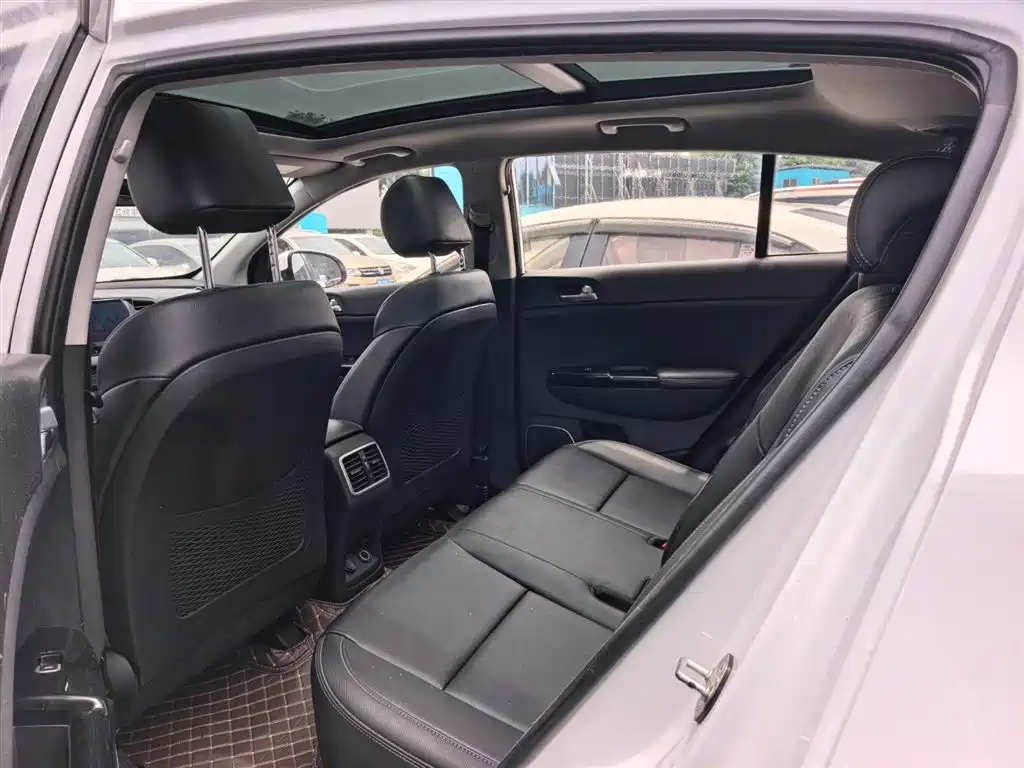 Kia KX5 2016 Model 2.0L Automatic 2WD GLS фото 9