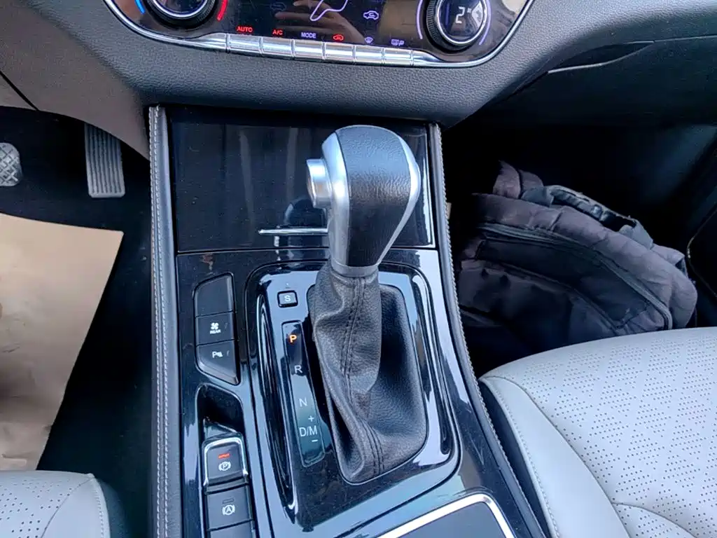 Baojun 730 2018 2017 1.5T DCT Flagship 7-seater China V