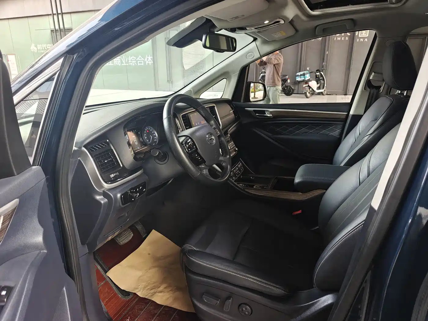 GAC Trumpchi Trumpchi M8 2019 320T Ultimate Edition фото 7