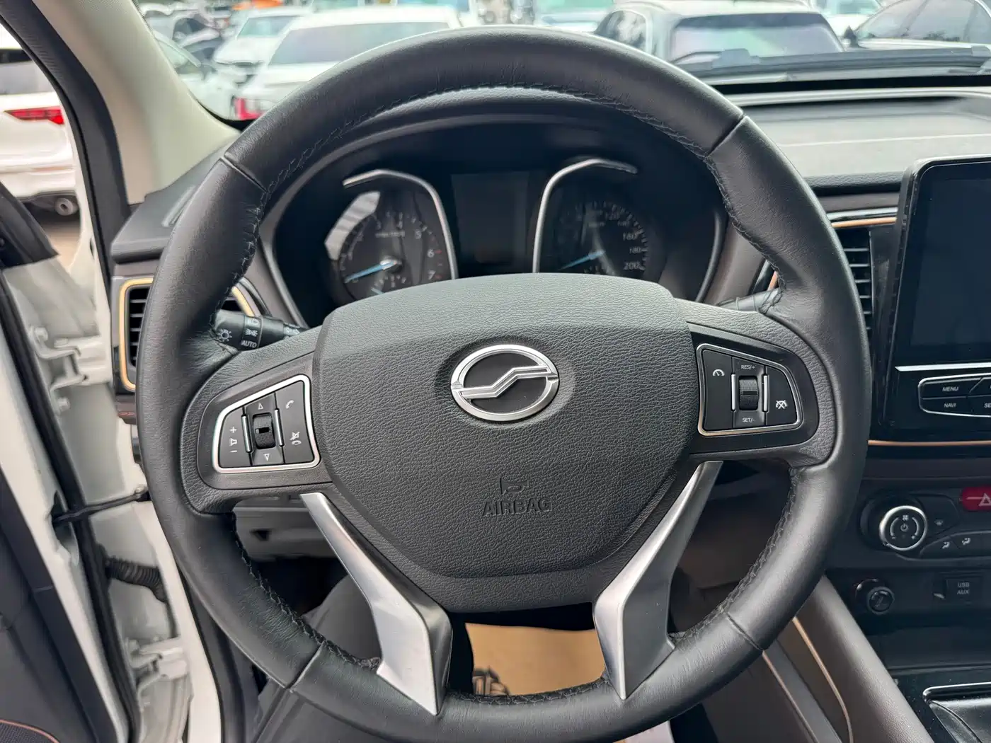ZTE Lord 2019 2019 2.4T Passenger Version Gasoline 2WD Manual Luxury Standard Double