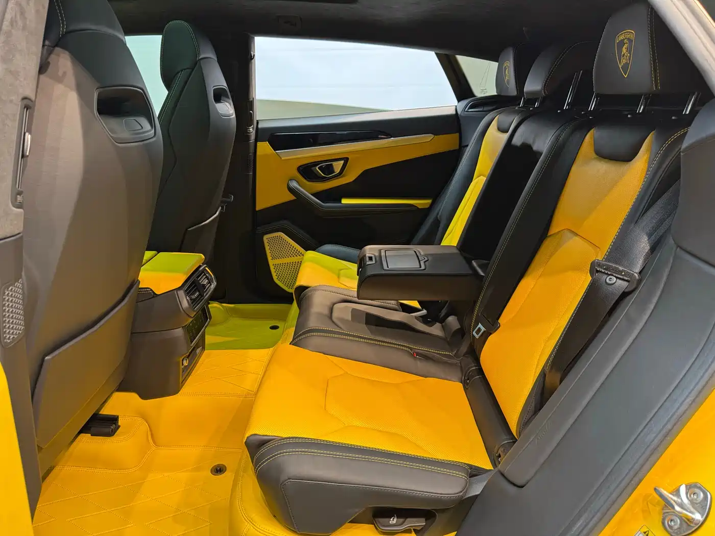 Lamborghini Urus 2021 4.0T V8 фото 14