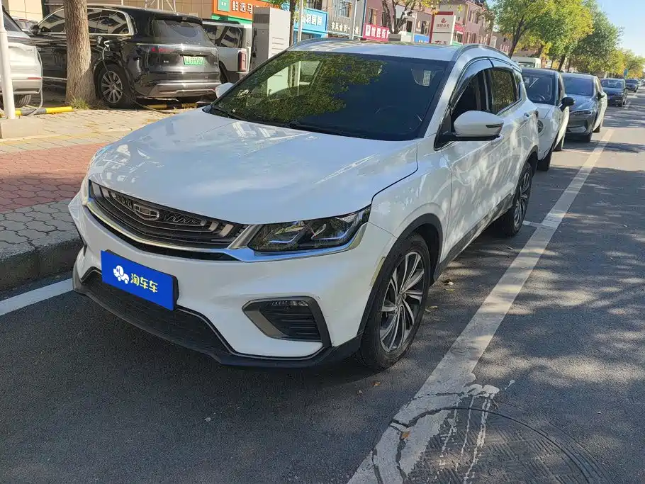 Фото 1 - Geely Coolray