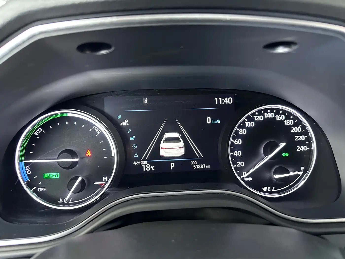 Toyota Avalon 2023 Hybrid 2.5L Luxury Edition фото 16