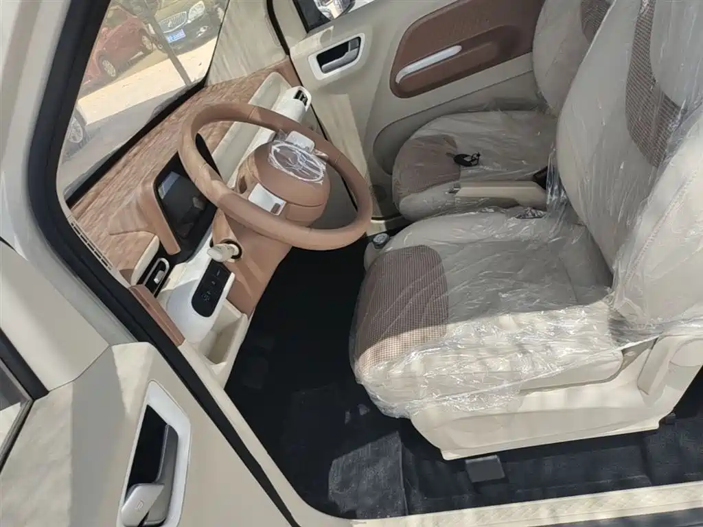 Wuling Motors Hongguang MINIEV 2026 2024 3rd Generation 215km Youth Edition