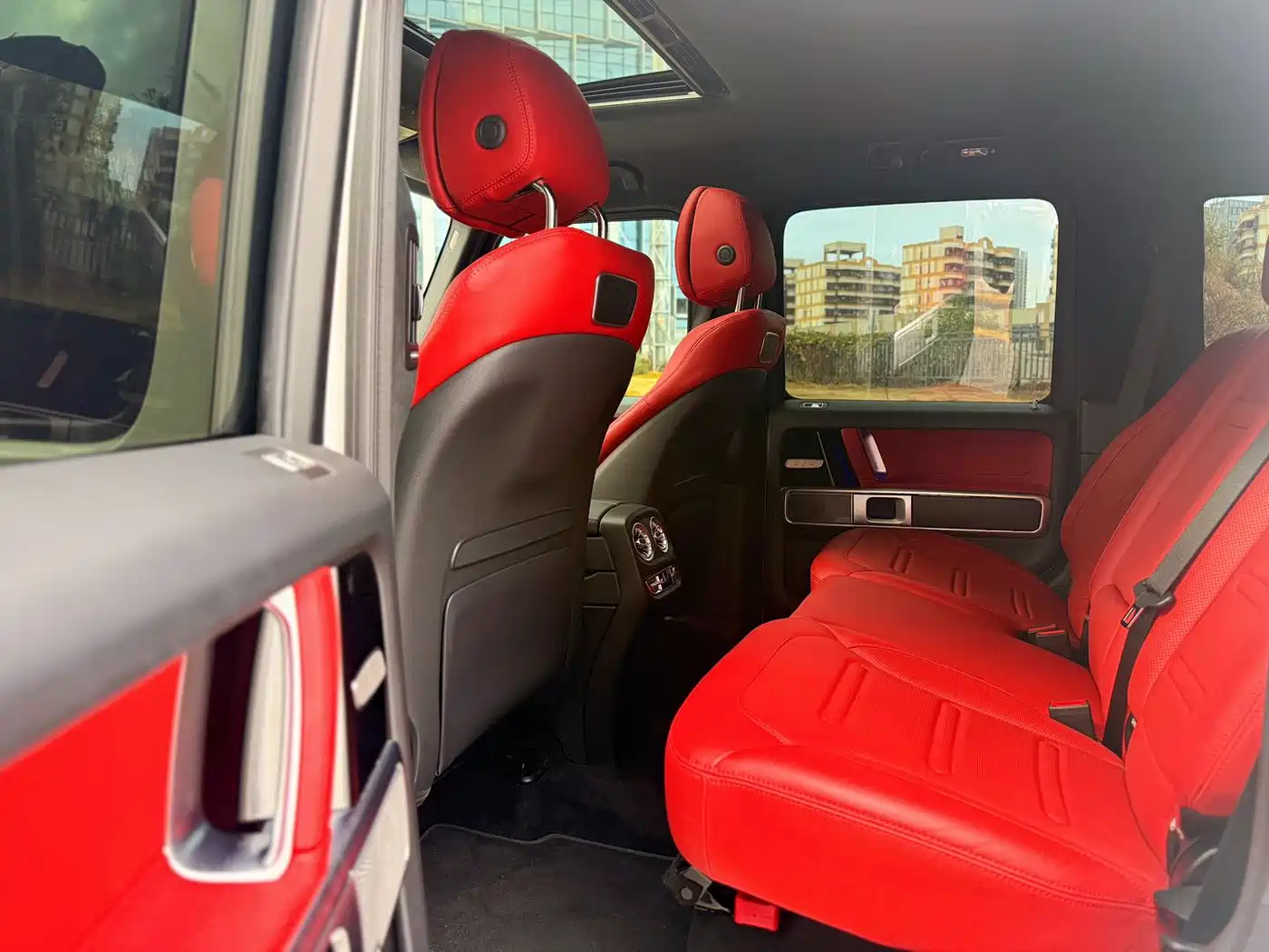 Mercedes-Benz G-Class 2024 G 500 фото 13