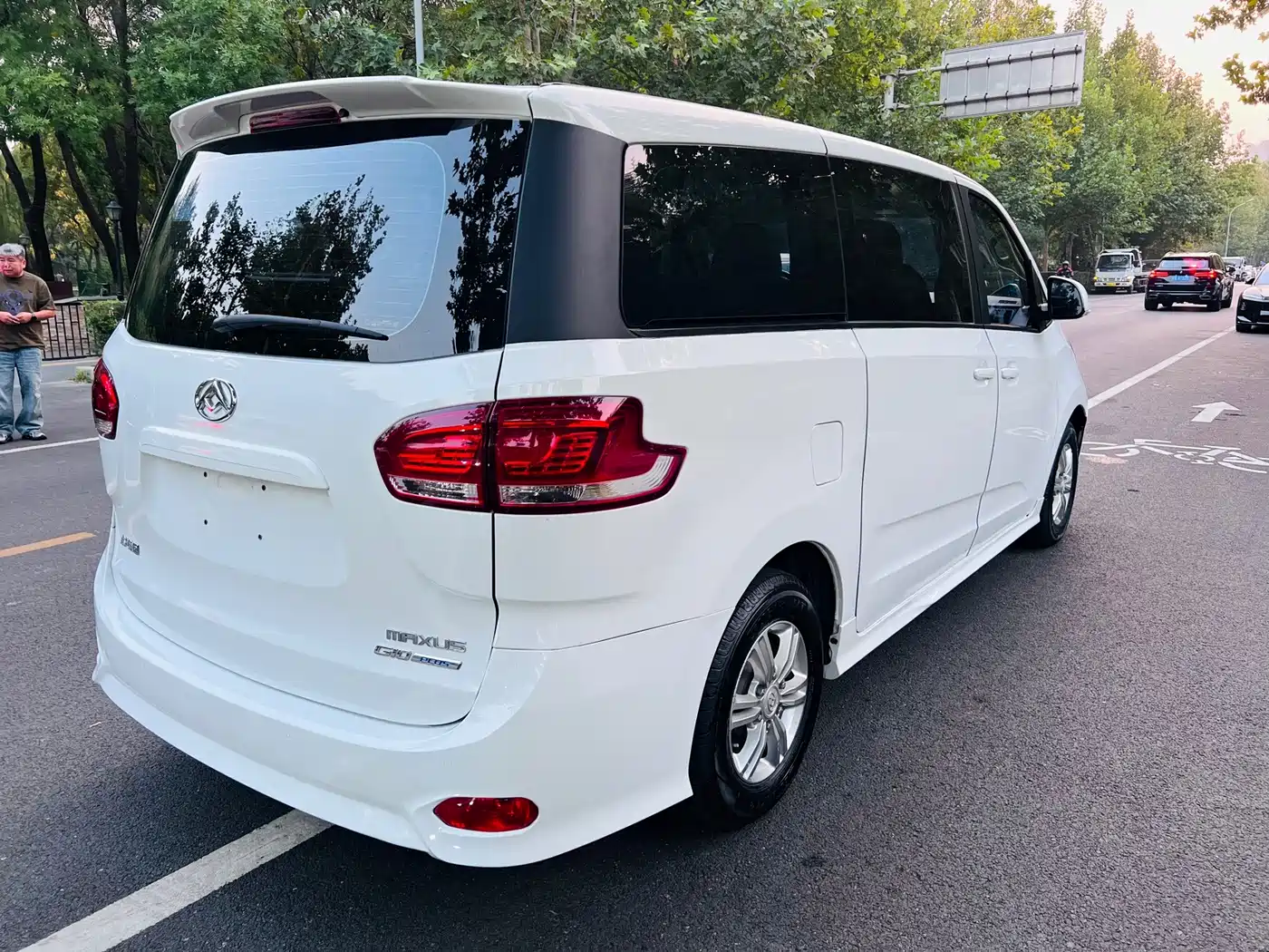 Maxus G10 2022 2022 2.0T Auto Elite Edition Petrol 7-Seater