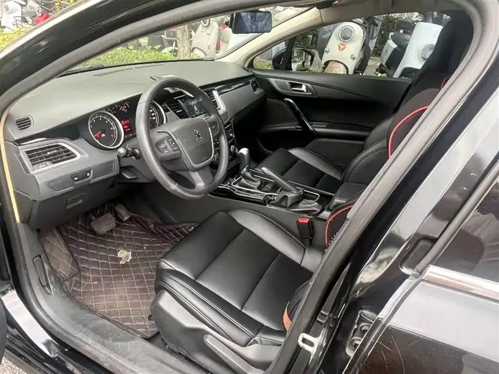 Peugeot 508 2013 2.0L 2nd Anniversary Auto Sunroof Classic Edition фото 4
