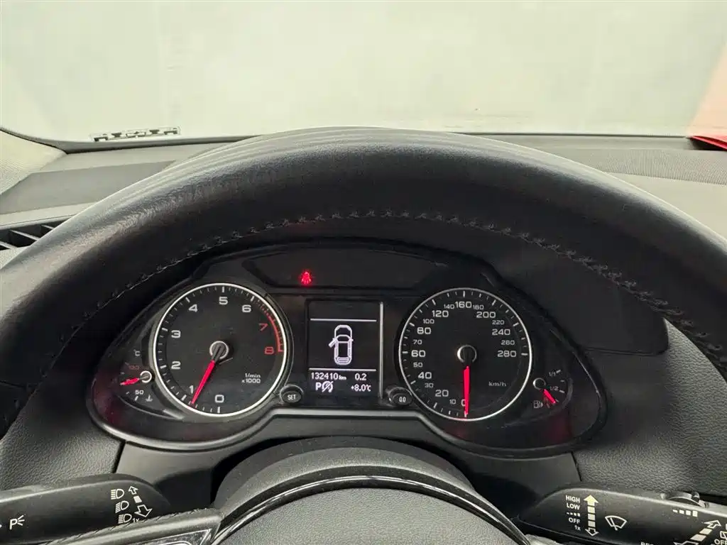 Audi Q5 2016 40 TFSI Technology Model фото 9